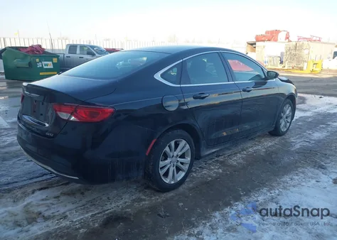 2015 Chrysler 200 Limited z USA, uszkodzony, nr VIN 1C3CCCAB4FN688932